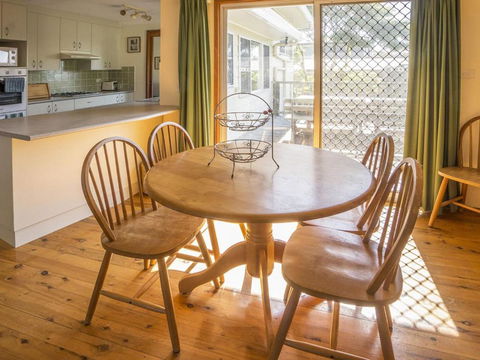 Northaven Avenue 6 Bawley Point NSW - Holiday Adelaide 6