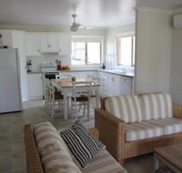 2 51 Carlo Road Rainbow Beach Pets welcome Air conditioning Walk to the shops - Holiday Adelaide