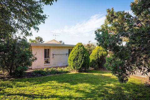 Pelican Lake Holiday House - Holiday Adelaide 1
