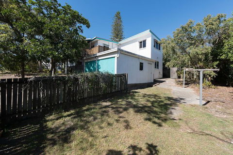Heart Of Peregian, 19 Piper Street, Peregian Beach, Noosa Area - Holiday Adelaide 1