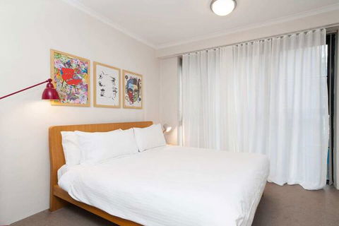 Amazing Studio With Pool In Central Sydney - Holiday Adelaide 5