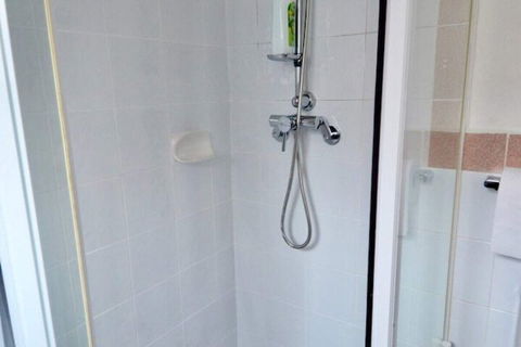 Cute Studio Apartment In Maroubra - Holiday Adelaide 4