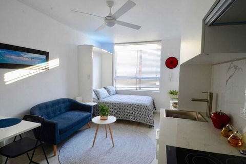 Cute Studio Apartment In Maroubra - Holiday Adelaide 3