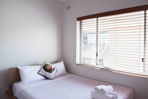 2 Bedroom Apartment With Ocean Views - Holiday Adelaide 6