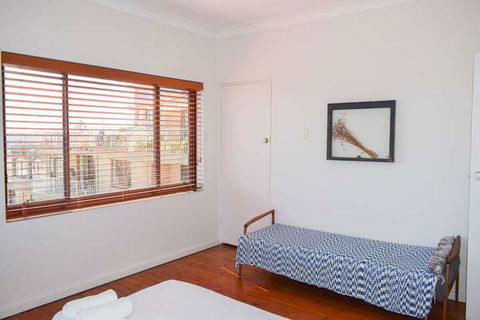 2 Bedroom Apartment With Ocean Views - Holiday Adelaide 1