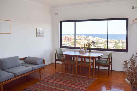 2 Bedroom Apartment With Ocean Views - Holiday Adelaide 4