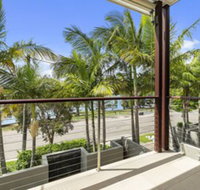 North Facing River Front Stunning Apartment Unit 2 9 Hilton Esplanade - Holiday Adelaide