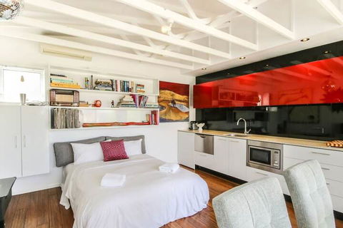 Architecturally Designed Studio 10 Minutes To CBD - Holiday Adelaide 1