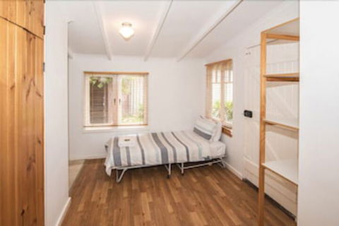 Storm Bay Cottage - Holiday Adelaide 3