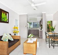 Cairns Reef Retreat - Holiday Adelaide