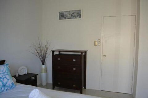 Cairns Reef Retreat - Holiday Adelaide 6