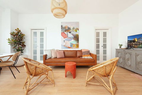 Salty's 2 Bedroom Beach Home - Holiday Adelaide 1