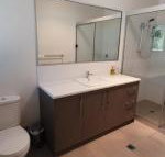 26 Satinwood Drive Low set modern sleeps 8 - Holiday Adelaide
