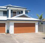 Relax at Pacific 1 / 26 Pacific Avenue private duplex with enclosed yard - Holiday Adelaide
