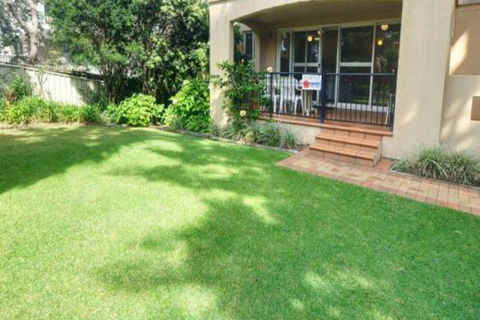 Aquarius Apartment 3 - Holiday Adelaide 1