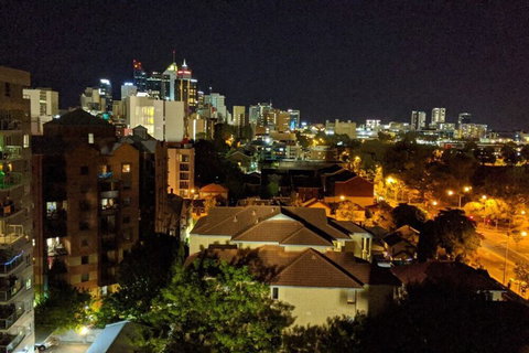 Stunning Two-storey Apartment In Perth's CBD - Holiday Adelaide 3