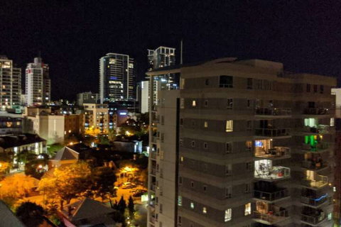 Stunning Two-storey Apartment In Perth's CBD - Holiday Adelaide 4