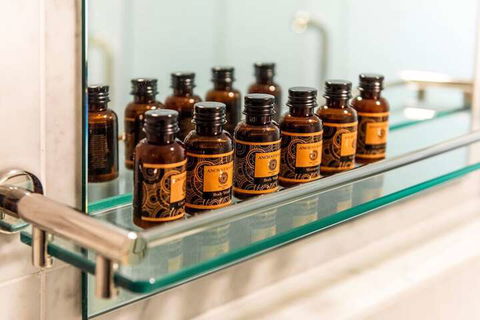 New York Style Room In Northbridge With Roof Terrace - Holiday Adelaide 7