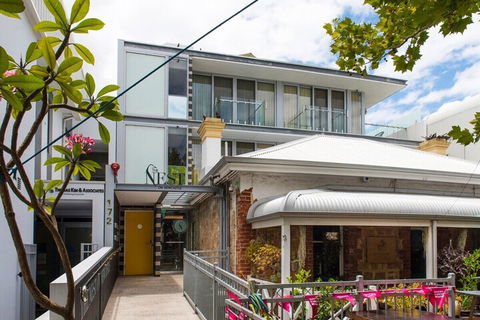 New York Style Room In Northbridge With Roof Terrace - Holiday Adelaide 2