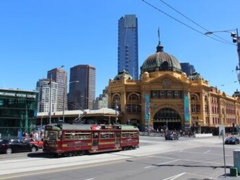 Cosy 1 Bedroom Apartment In Trendy Northcote - Holiday Adelaide 2