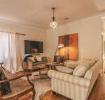 Ambrose on Byng Central Location w / 2 Bathroom - Holiday Adelaide