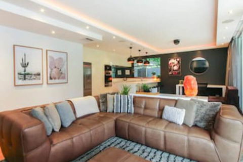 Spacious 2 Bedroom Apartment In Ascot With Large Private Garden - Holiday Adelaide 0