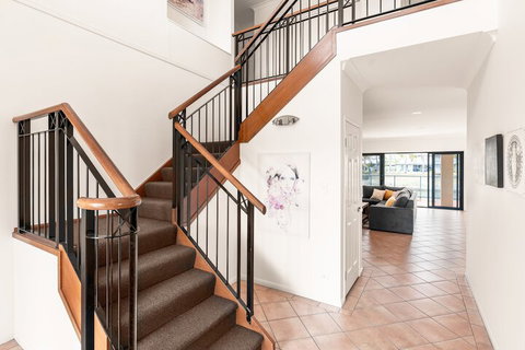 Mermaid Beach House - Holiday Adelaide 3