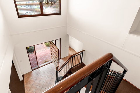 Mermaid Beach House - Holiday Adelaide 2