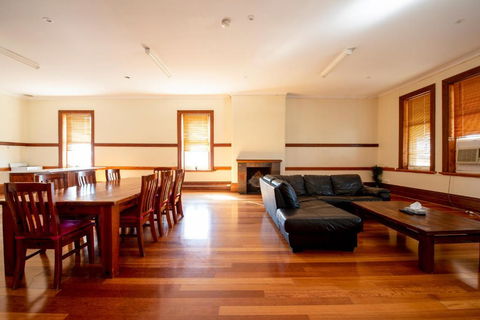 City Centre Motel Hotel - Holiday Adelaide 2