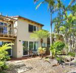 Resort Style The Oasis Resort Villa 7 2 Landsborough Pde - Holiday Adelaide