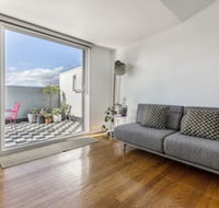 Fabulous Fitzroy Converted Warehouse - Holiday Adelaide