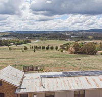 The Daydawn Dairy Perched High Simple Living  What a View - Holiday Adelaide