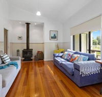 MERMAIDS on MARENGO large home with wifi - Holiday Adelaide
