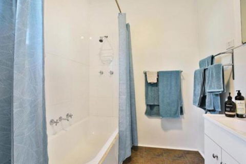 Nest Pet Friendly 2 Min Walk To Beach - Holiday Adelaide 7