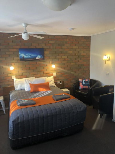 Creswick Motel - Holiday Adelaide 5