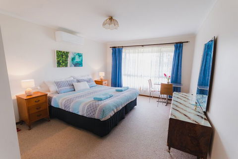 Bruces Waterside Units - Holiday Adelaide 5