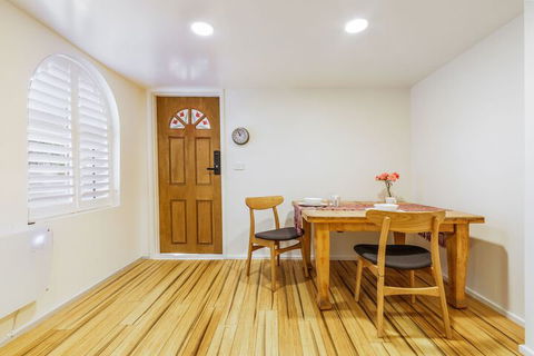 Darling Suite - Holiday Adelaide 2