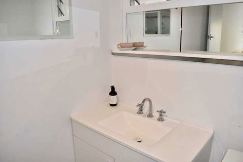 Charming 1BD Apartment In Leafy Green Hawthorn! - Holiday Adelaide 5