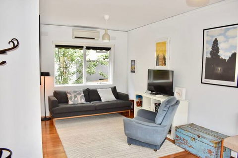 Charming 1BD Apartment In Leafy Green Hawthorn! - Holiday Adelaide 2