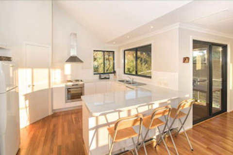 Jay's Beach House - Holiday Adelaide 7