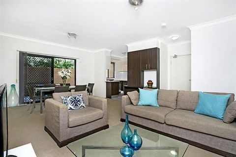 Walking Distance To Coogee Beach MOUNT - Holiday Adelaide 7