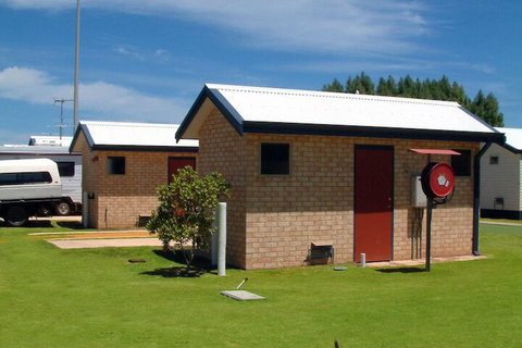 BIG4 Dongara Denison Beach Holiday Park - Holiday Adelaide 2