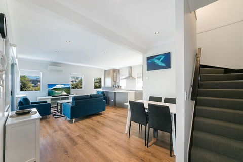 Redcliffe Holiday Accommodation - Holiday Adelaide 6