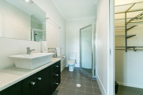 Redcliffe Holiday Accommodation - Holiday Adelaide 7