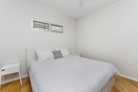 Aloha Waterfront Properties - Holiday Adelaide 4
