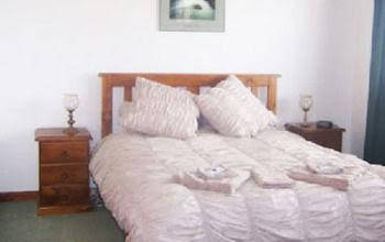Catalina Cottage Holiday House - Holiday Adelaide 6