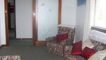 Catalina Cottage Holiday House - Holiday Adelaide 0