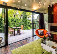 Corinda Contemporary - Holiday Adelaide