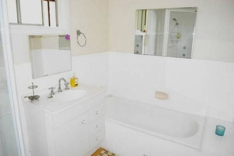 Explorers Holiday House - Holiday Adelaide 5