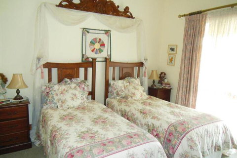 Pepper Tree Ridge B & B - Holiday Adelaide 4